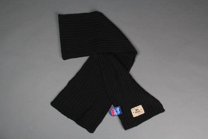 Lonsdale Patch Scarf